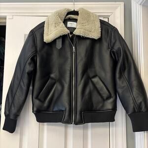 Rue 21 Black Bomber Jacket Puffy Coat Women's Size M Zipped Sleeve Pocket Sherpa